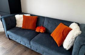 Deluxe Suite w PS5, Balcony, Netflix, Sleeps 6, ideal for relocators and professionals - Foto 16