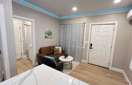 8354 Adam Unit B 1Bed 1Bath by SD Stay - Foto 11