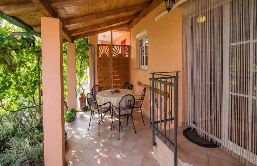 Apartments in Vrbnik - Insel Krk 13597 - Foto 3