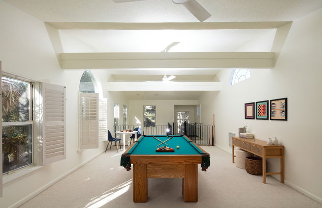 Hemlock by Avantstay Minutes From Folly Beach w/ Multiple Patios - Foto 15