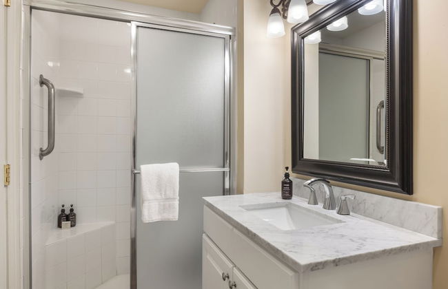 Enzian - CoralTree Residence Collection - Photo 41