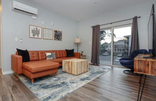 Luxury Apartment with Gym, Steps From Commuter Rail #2009 - Foto 3