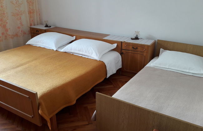 Apartments Metajna X - Photo 6