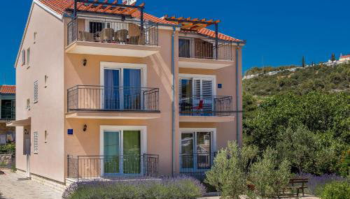 Apartments Iris - Photo 2