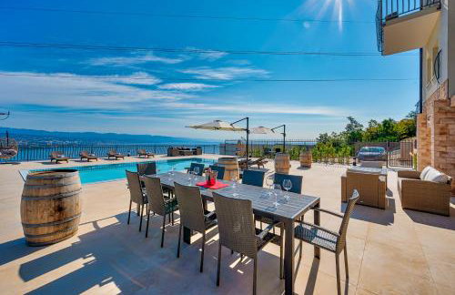 Villa Esarjo with Heated Pool and Sea View - Foto 53