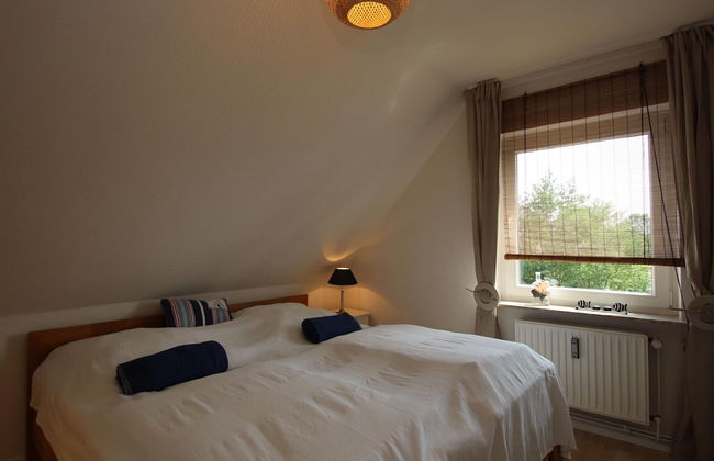 House in Dornumersiel Near Sandy Beach - Photo 2