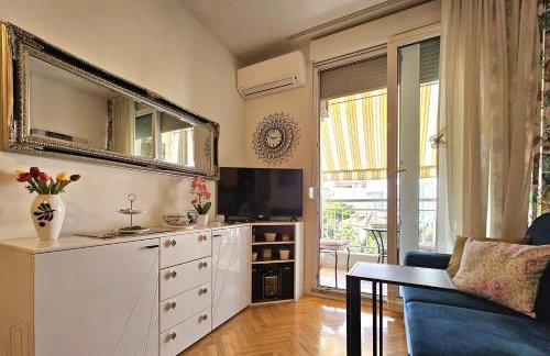 Aureola Center Apartment - Photo 4