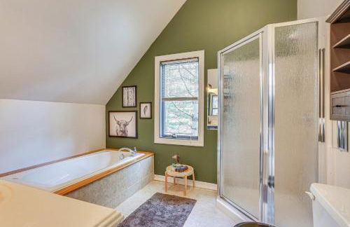 Secluded Kerhonkson Retreat with Deck and Views! - Foto 26