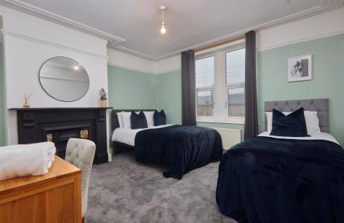 Spacious Bradford House with 4 bedrooms & 6 Beds by PureStay with Parking for 7 nights min! - Foto 43