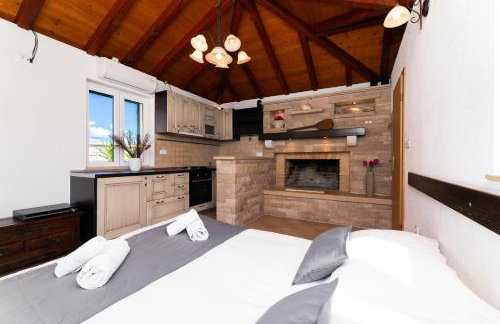 VILLA AGAPE - Three bedroom villa on 15k m2 olive grove - Incredible 360 view - Free parking - Private pool and jacuzzi - Foto 61