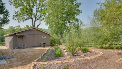 Riverfront Elizabethton Detached Studio with Grill - Foto 3