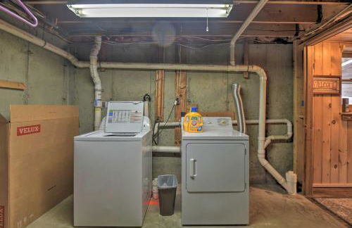 Rustic Madison Treehouse Cabin with Game Room! - Foto 30