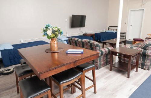 2 Bed, 1 Bath, Lower Level Loft - Foto 12