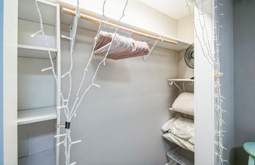 Charming Pet Friendly Concord Retreat home - Foto 26