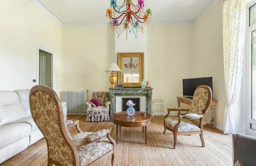 Les Bellevue Cité "3 Apartments, 1 with Garden & Private Parking, Aircon, WiFi, Free Public Car Park, 1 km from Cité" - Foto 16