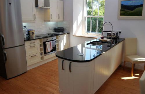 Rusko Stables - Foto 6