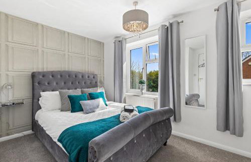 Spacious 3-Bedroom House with Parking Family Friendly - Foto 1