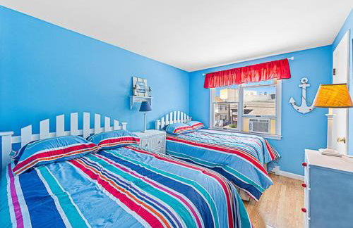 Wifi, Outdoor Shower, Deck, Ocean Side 2Nd Floor Duplex Ocean Side 1St Floor Duplex, A Short Walk From The Best Lbi Attractions, A Small Park, And, - Foto 13