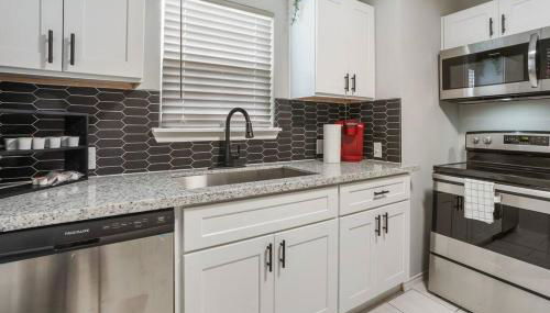 Cozy Remodeled 2 BD Heights Bungalow - Foto 4