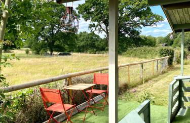 Holly Tree Cottage - 3 bedrooms and large garden with optional glamping double outside - Foto 37