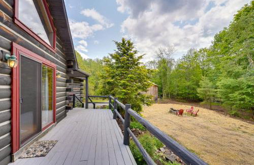A-Frame Log Home with Game Room Near Lake George! - Foto 34