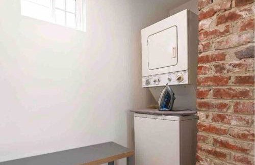 Front House 3 bedroom flat nice street, walk to BART, shops - Photo 22