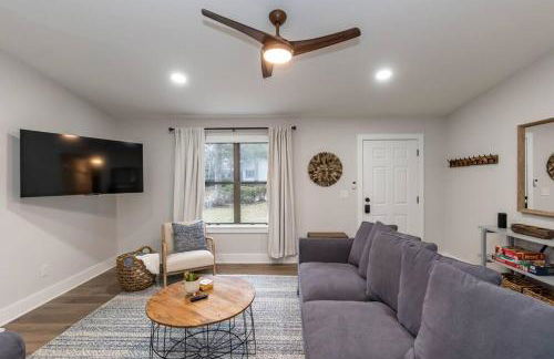 Island Joy - Newly Renovated/Walk to the Beach! - Foto 25