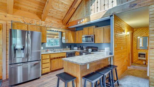 Alpine Cabin with Deck 3 Mi to Luna Lake! - Foto 3