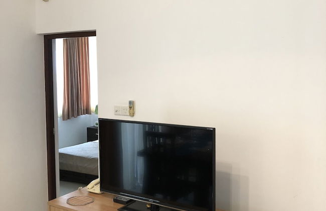 Hedges Court Residencies Town Hall- 2 Bed Room Apartment - Photo 2