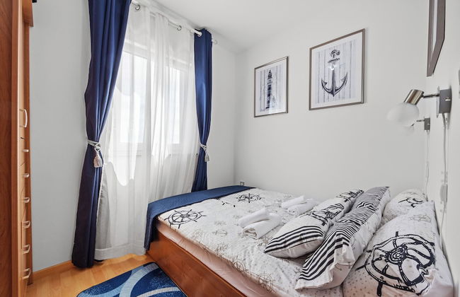 Mery's Sunny Pool Apartment - Foto 2