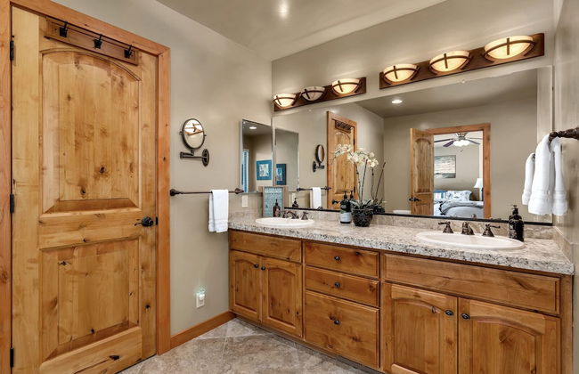 Bass Lake Beauty! 4 BDR Sleeps 16, Lakefront Views - Foto 28