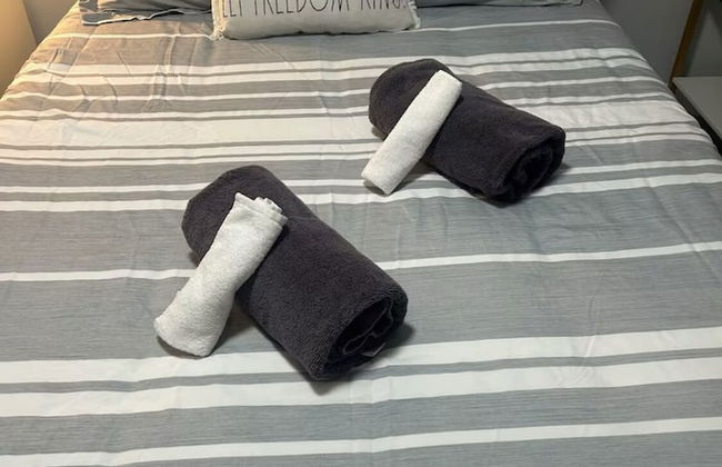 Cozy 2-3 Bedroom Apt in Center City - Foto 2