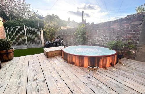 The Connaught Suite - Inc Private Hot Tub - Photo 14