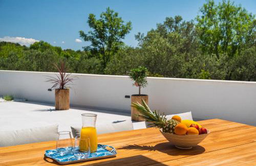 Villa Kurnatari - Photo 26