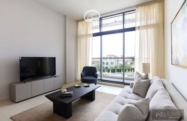 WelHome - Prime 1BR Apartment at Oia Residence - Photo 13