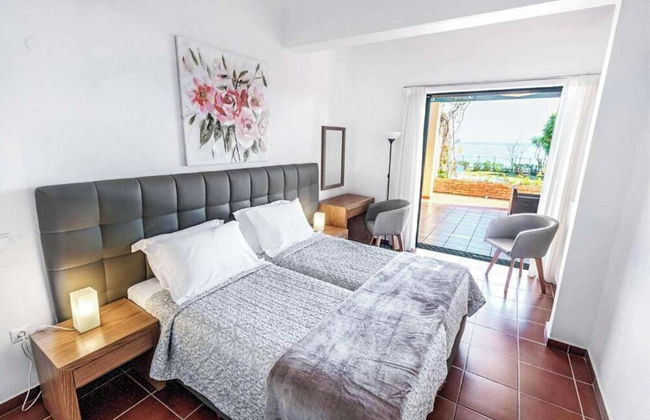 Villa Barbati Beachfront - Photo 27