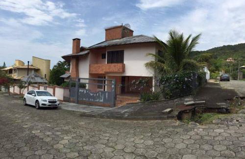Casa Praia Brava Florianópolis. - Foto 1