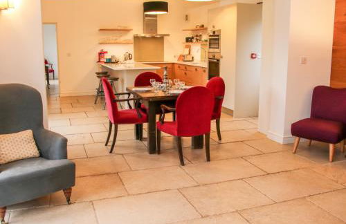 Treehouse Barn at Pitchford Estate - Foto 7