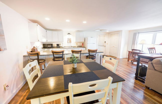 Downtown Greenville Spacious Apartment - Photo 6