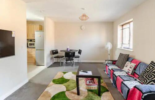 Lovely Apartment with Garden & Parking - Foto 1