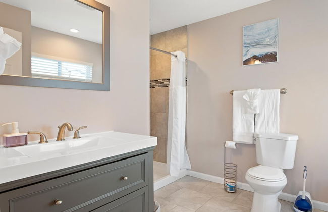 Waterfront 4BR 1st Floor Master Family Ready Bwi - Foto 16