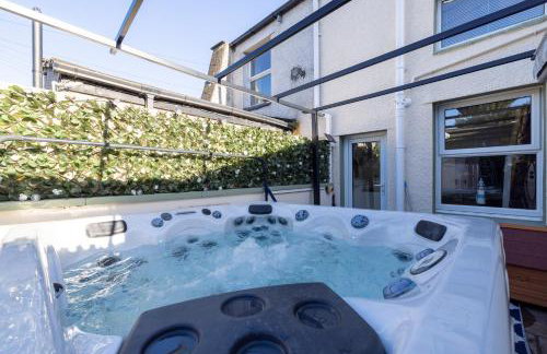 Morecambe Bay Cottage- Hot Tub/ Jacuzzi/sauna - Photo 81