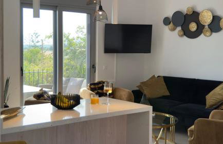 ARYVE Townhouse Rhodos mit Akropolis- und Meerblick sowie Jacuzzi und tollen Sonnenterrassen und Garten - Photo 56