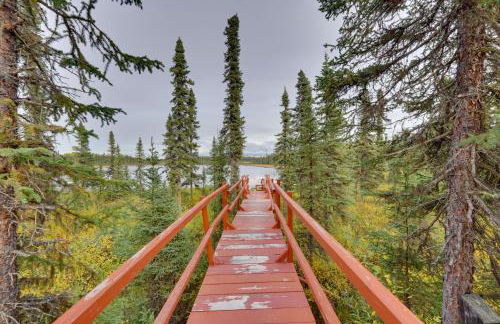 Lakefront Bliss! Ultimate Soldotna Retreat with Deck - Foto 23