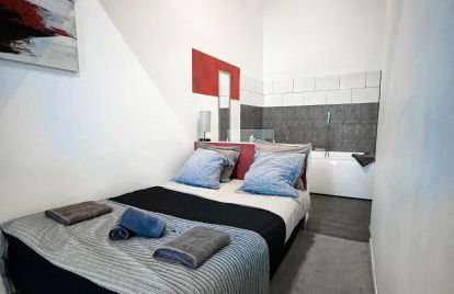 Les Cinq Lys - Foto 19