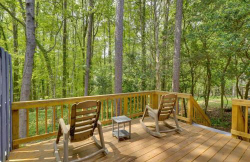 7 Mi to Dtwn Raleigh Townhome with Deck! - Foto 1
