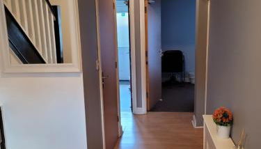 2-bed Apartment, Sleeps 4,on-site Parking - Foto 5, furniture