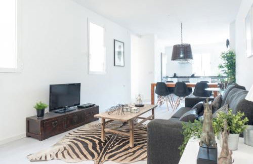 Valencia Luxury - Boutique Center - Photo 8