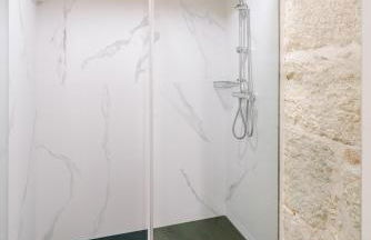 Authentic Studio with Terrace by HostWise - Foto 71