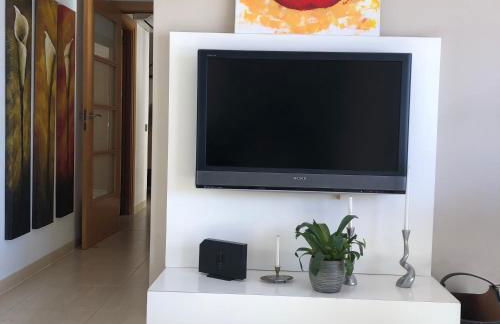 The White Lilies - Photo 14